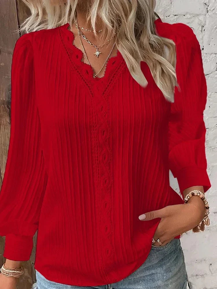 Beautifully Crafted Blouse in a Classic Style