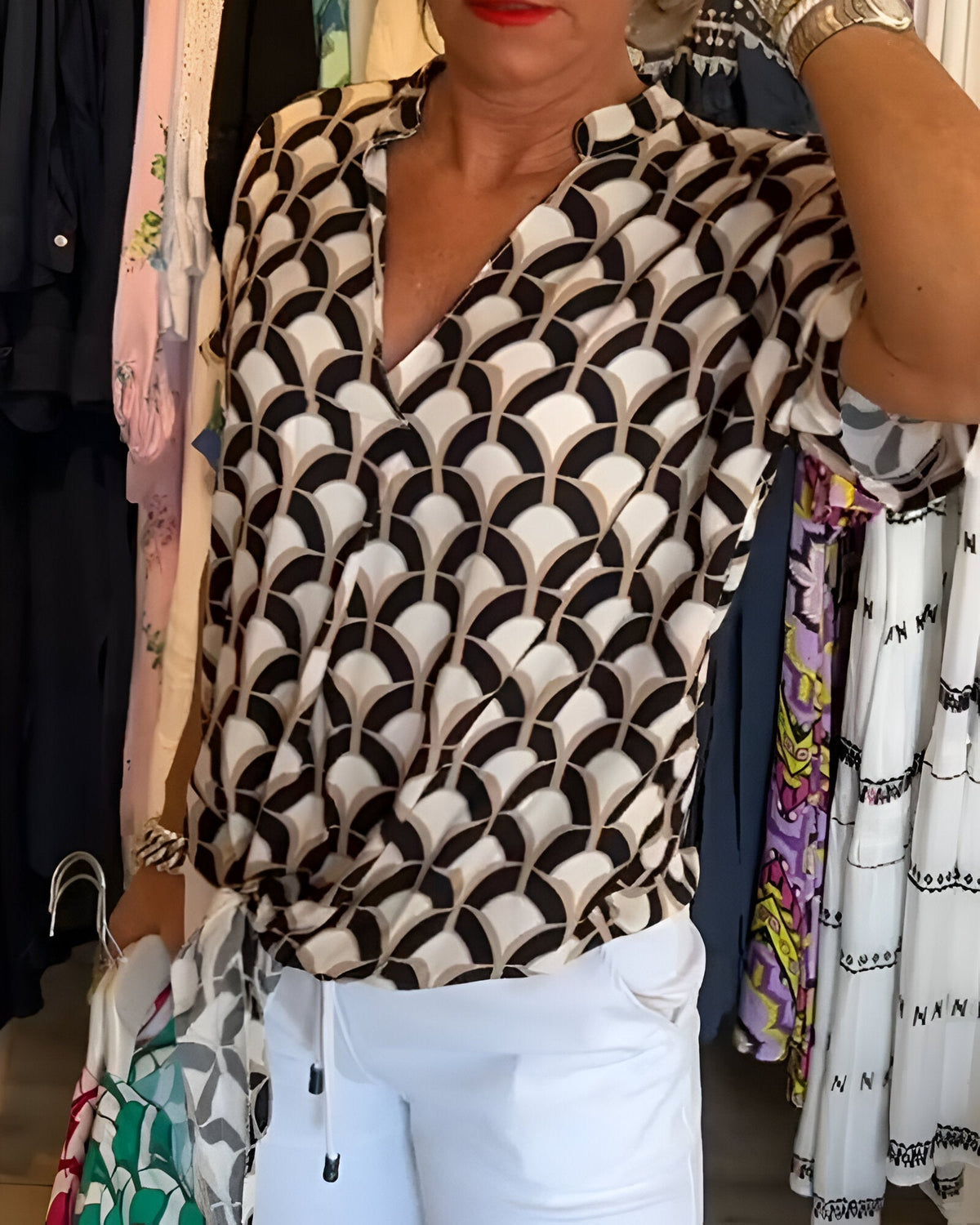 Classic Vintage Shirt with a Flattering Fit