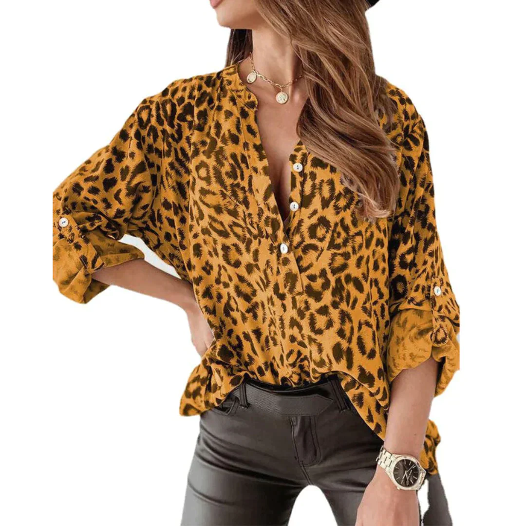 Classic Vintage Shirt with a Flattering Fit