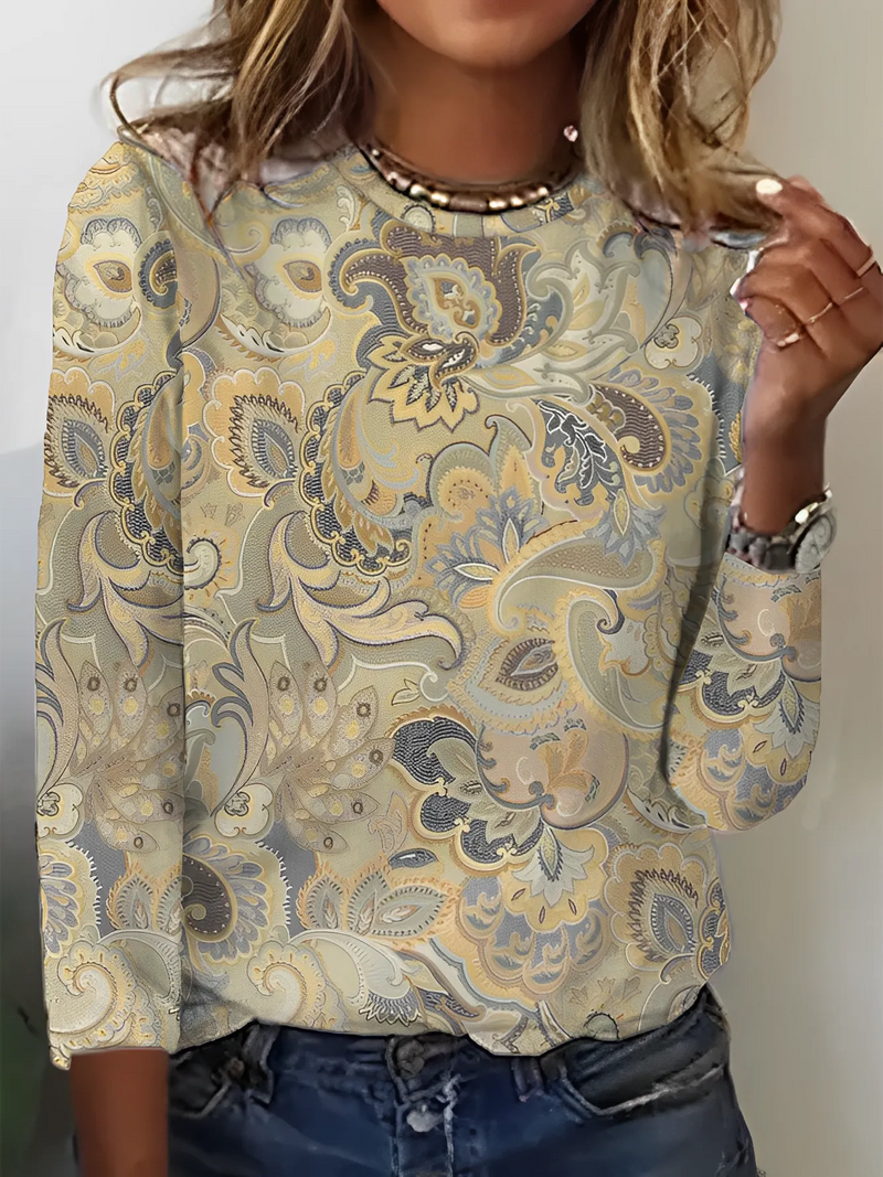 Classic Vintage Shirt with a Flattering Fit