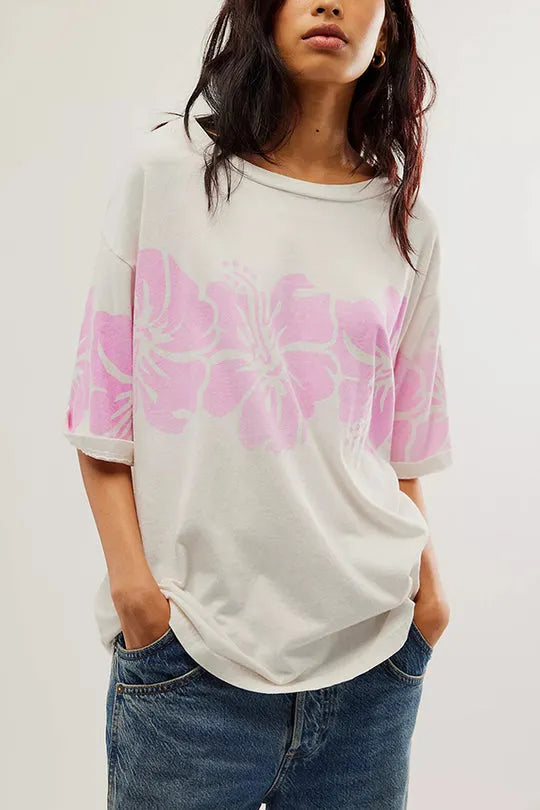 Well Tailored T-Shirt with a Graceful Silhouette