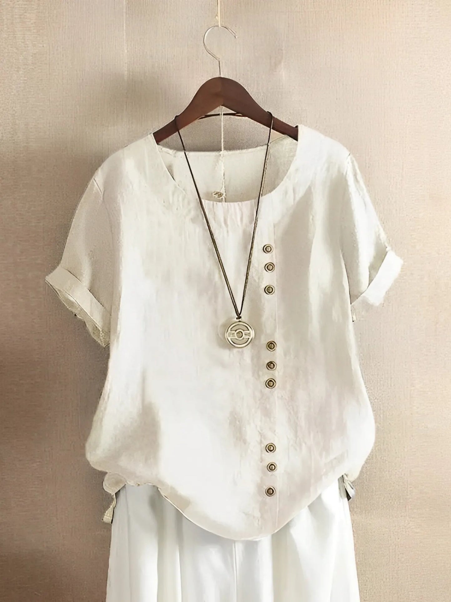 Beautifully Finished Shirt in a Timeless Design