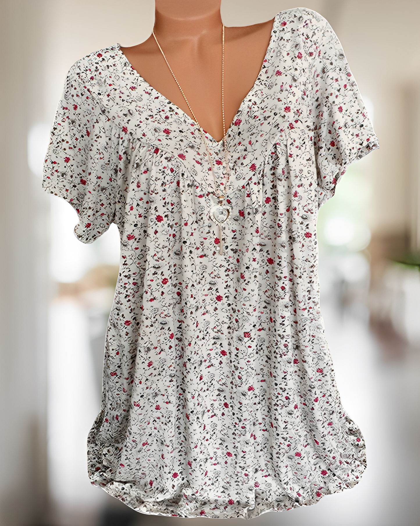 Well Tailored T-Shirt with a Graceful Silhouette