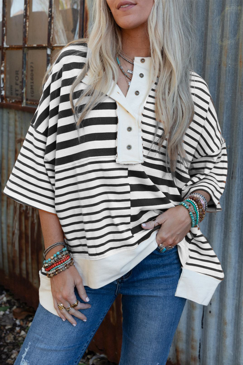 Effortlessly Elegant T-Shirt with a Timeless Design