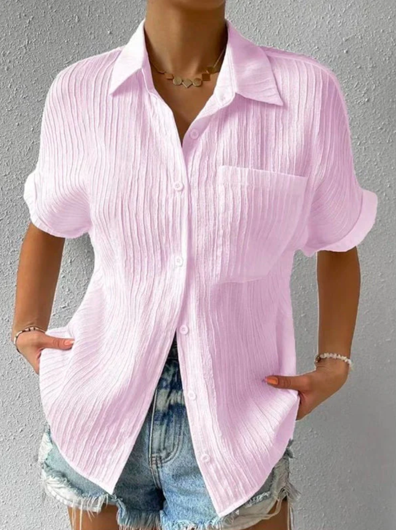 Well Tailored Shirt with a Graceful Silhouette