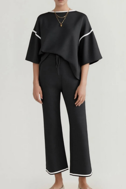 Well Tailored T-Shirt with a Graceful Silhouette