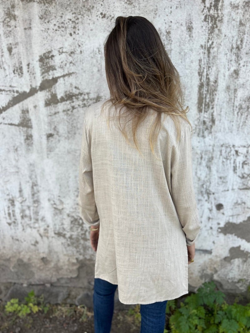Sophisticated Shirt with a Clean Classic Look