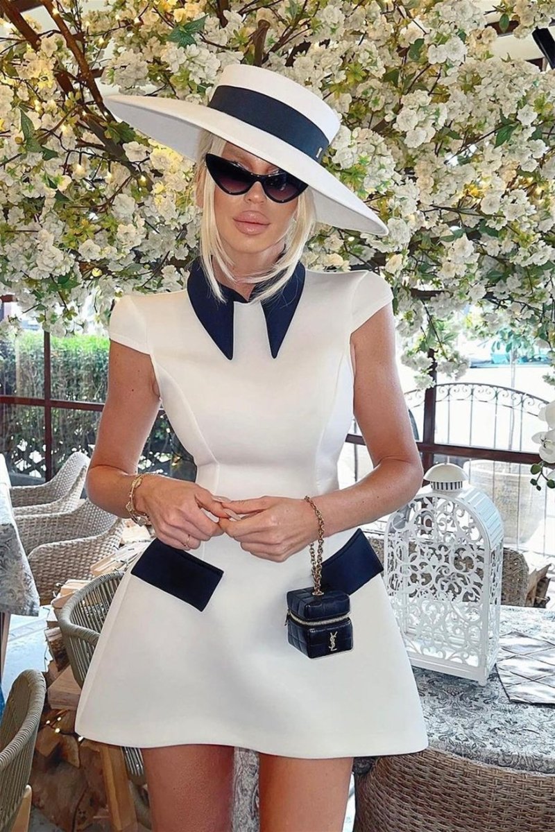 Classic Vintage Dress with a Flattering Fit