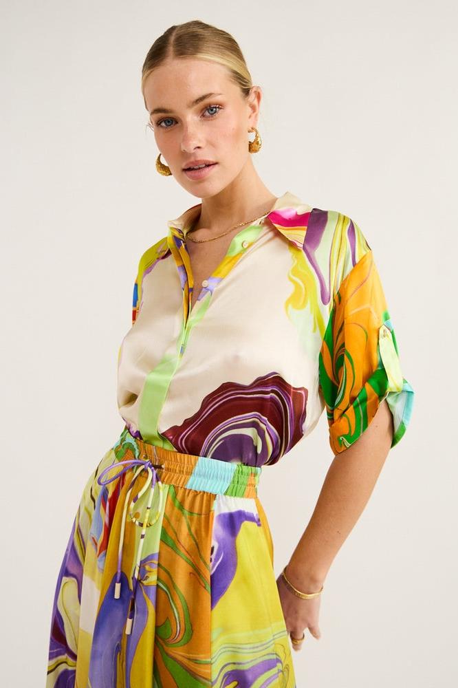 Classic Vintage & Enduringly Stylish Blouse