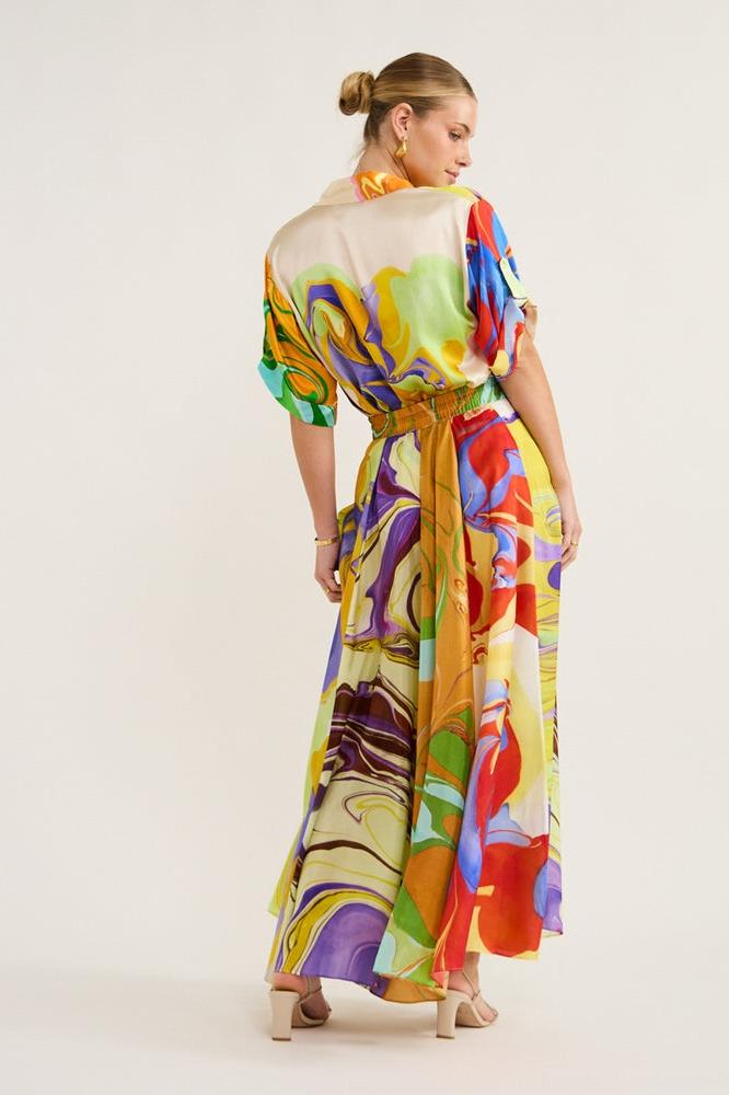 Classic Vintage & Enduringly Stylish Blouse