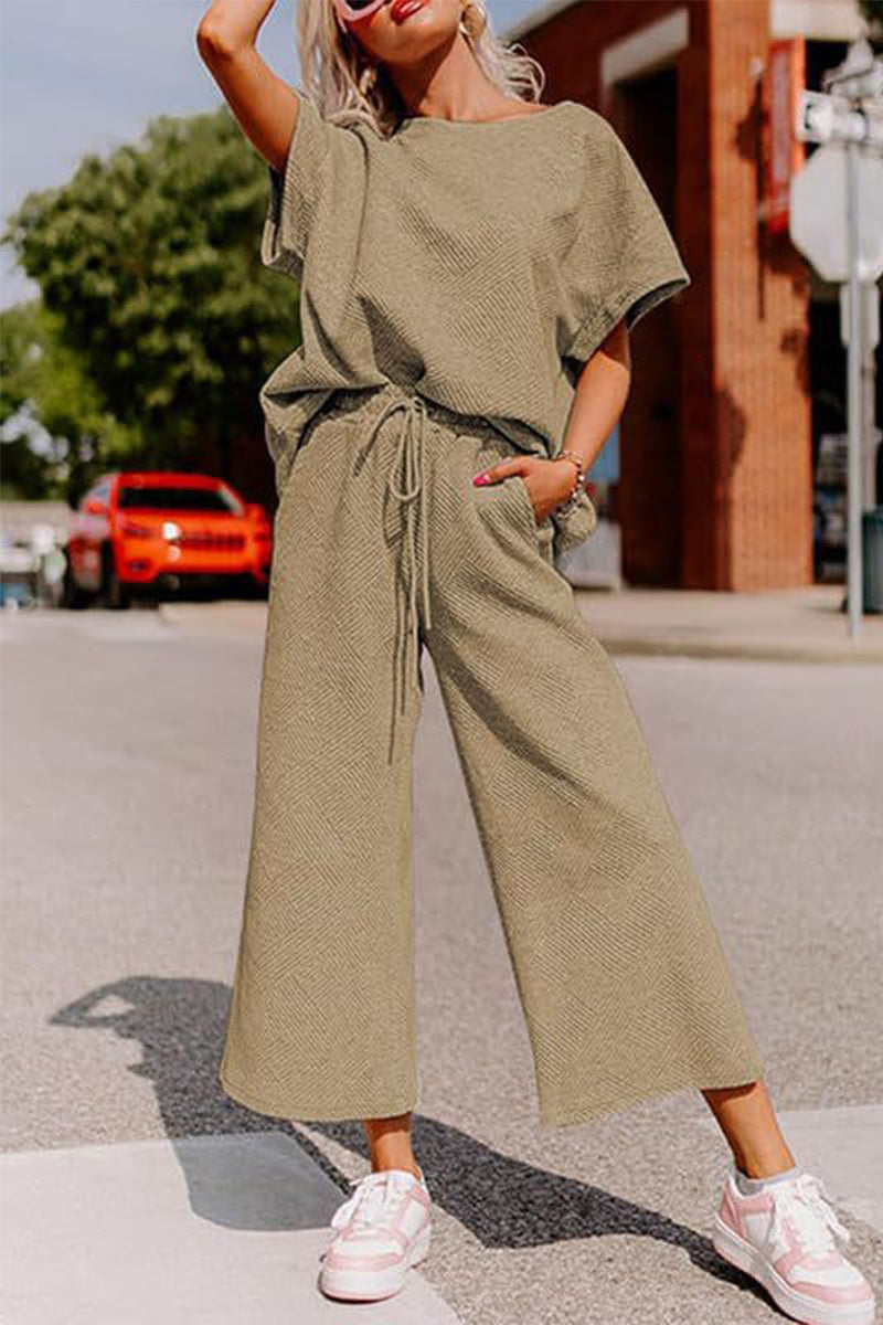 Elegantly Styled T-Shirt for Everyday Wear