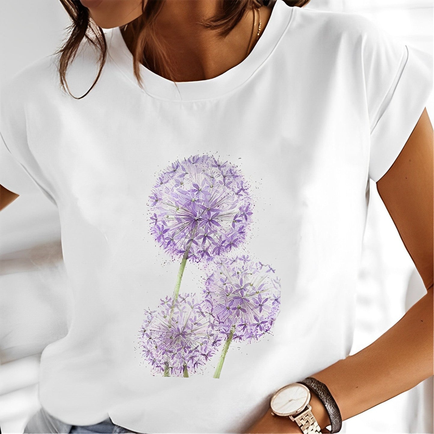 Beautifully Crafted T-Shirt in a Classic Style
