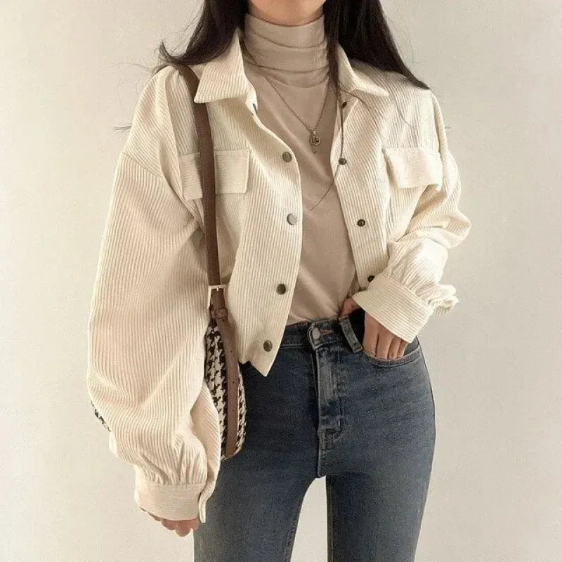 Well Tailored Shirt with a Graceful Silhouette