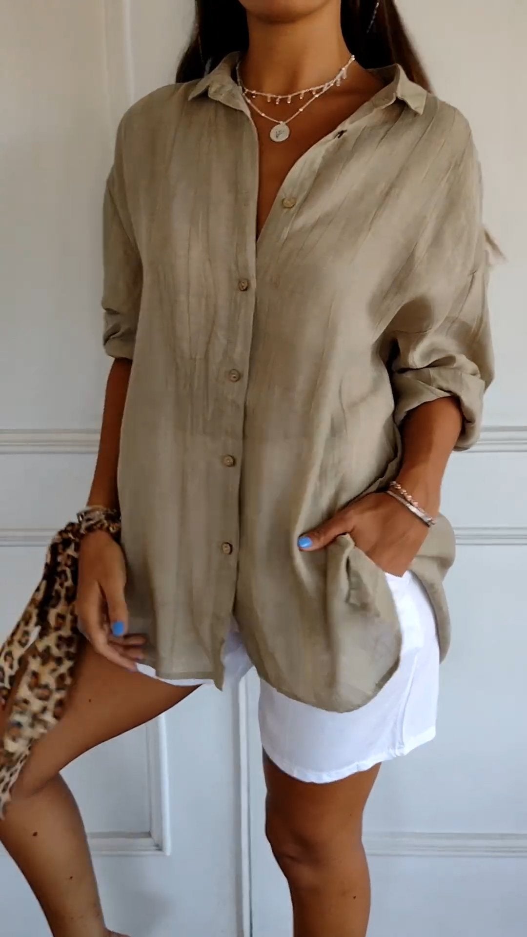 Well Tailored Shirt with a Graceful Silhouette