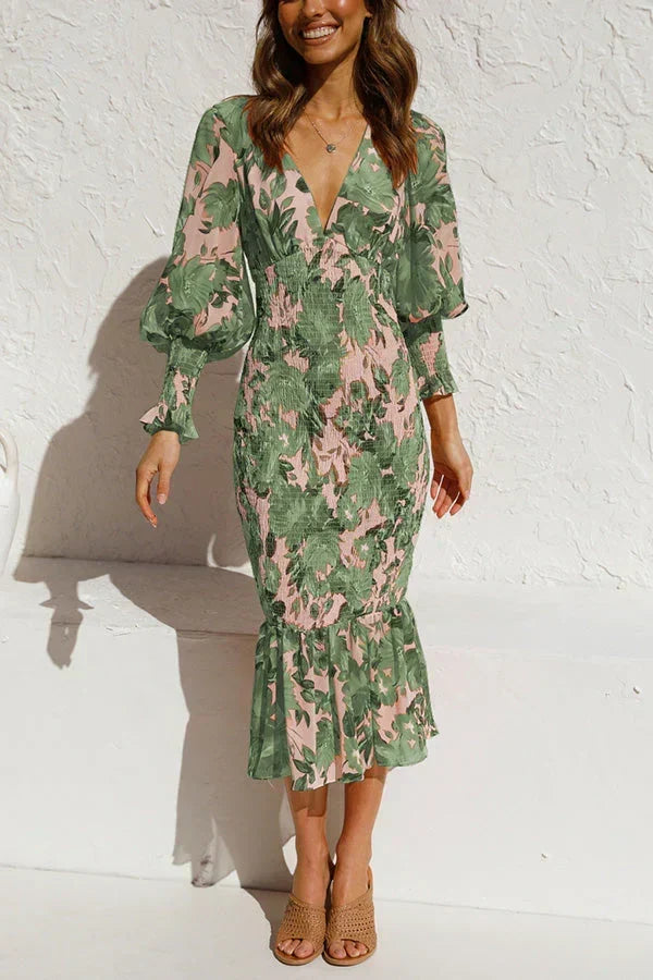 Beautifully Crafted Dress in a Classic Style