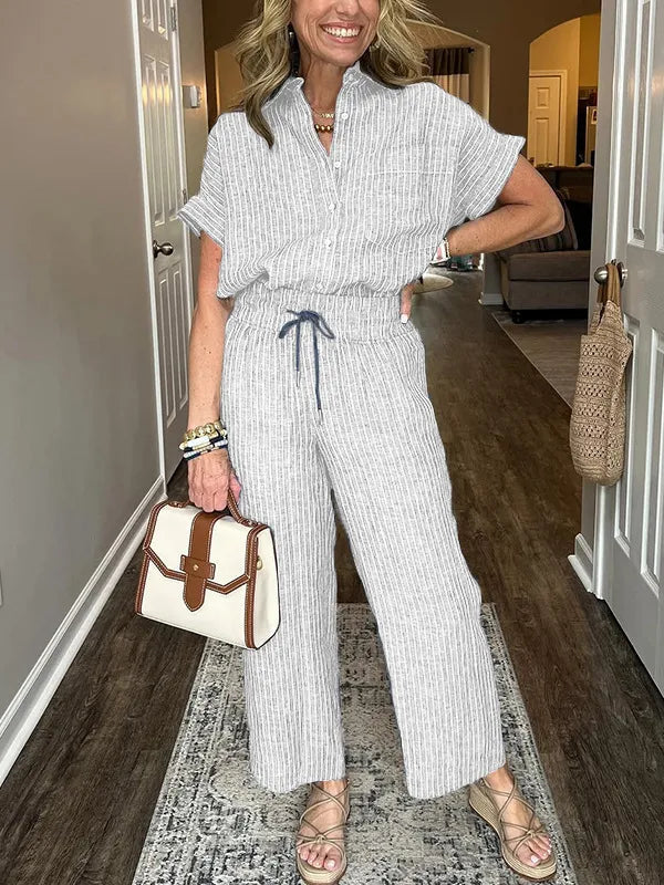 Classic Vintage Shirt with a Flattering Fit