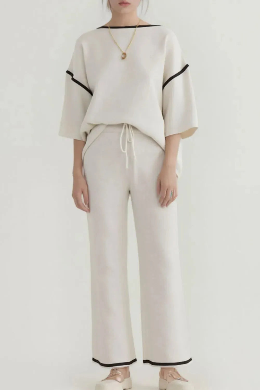 Well Tailored T-Shirt with a Graceful Silhouette