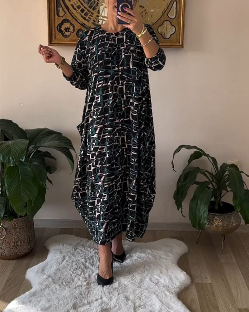 A Vintage Style Dress with Delicate Timeless Details