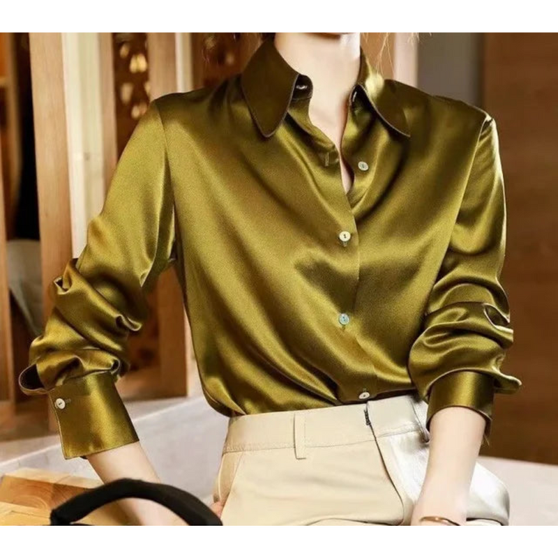 Sophisticated Shirt with a Clean Classic Look