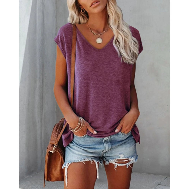 Beautifully Crafted T-Shirt in a Classic Style