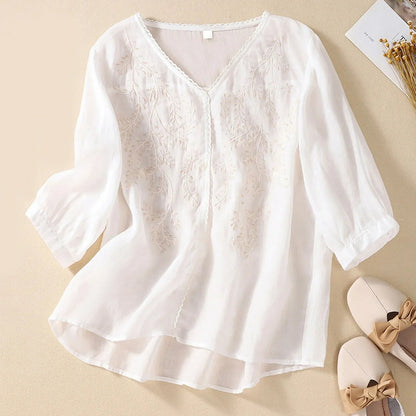 Elegantly Styled Shirt for Everyday Wear
