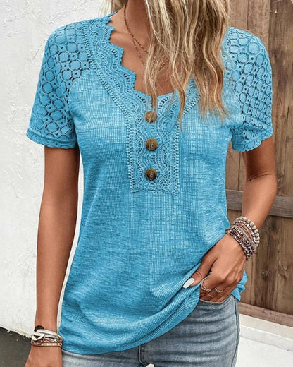 Classic Vintage T-Shirt with a Flattering Fit