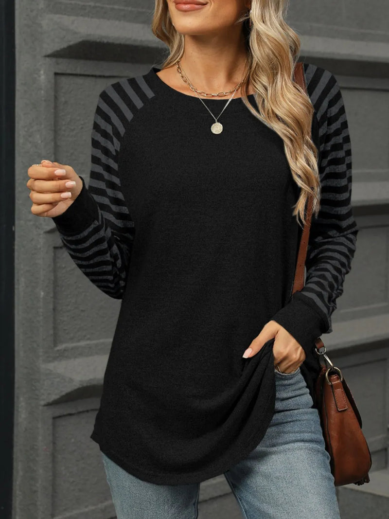 Well Tailored T-Shirt with a Graceful Silhouette