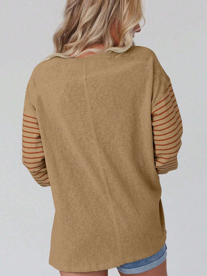Well Tailored Shirt with a Graceful Silhouette