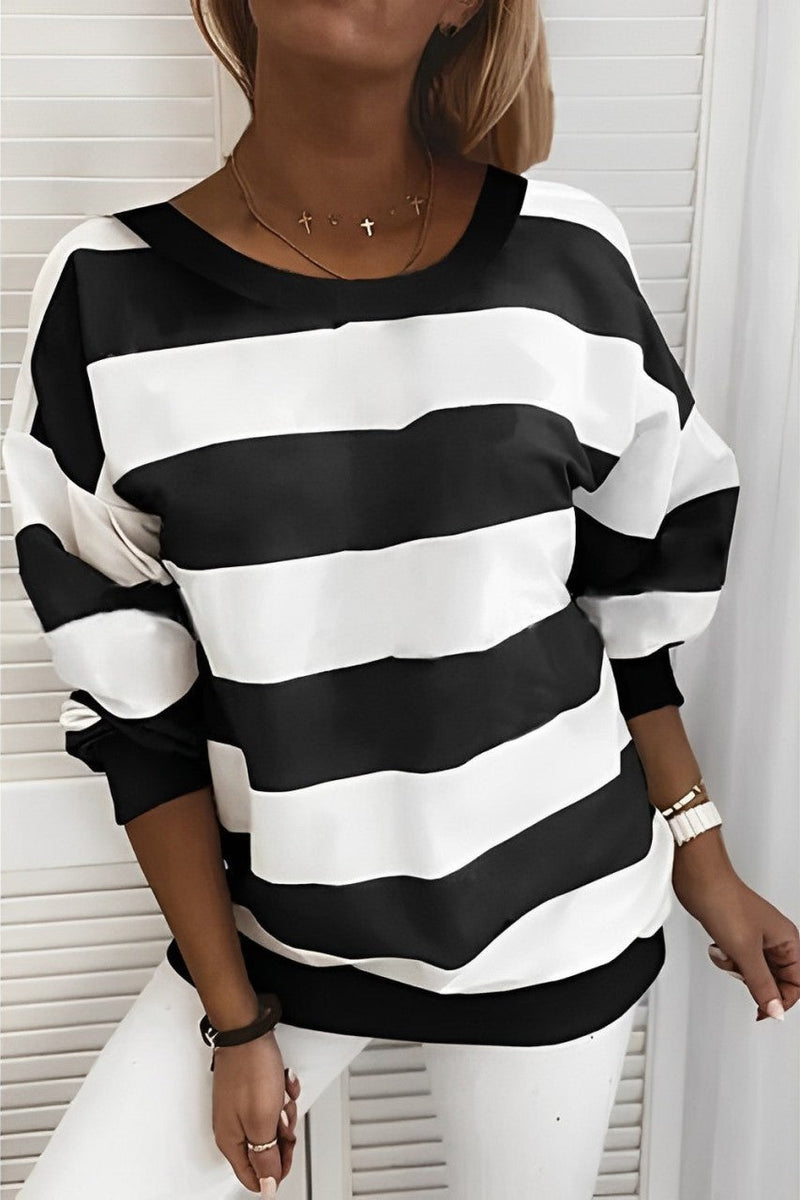 Classic Vintage Shirt with a Flattering Fit