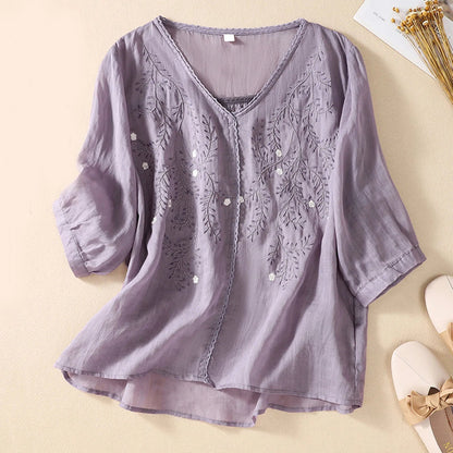 Elegantly Styled Shirt for Everyday Wear