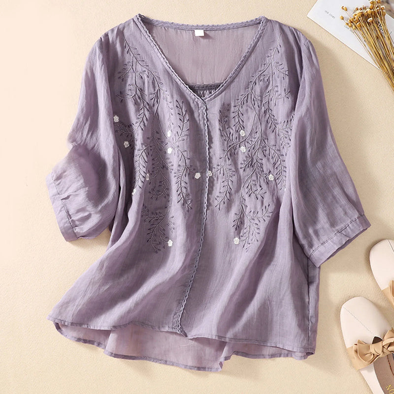 Elegantly Styled Shirt for Everyday Wear
