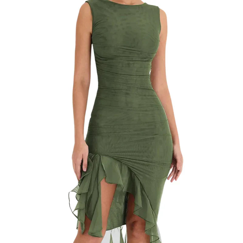 A Vintage Style Dress with Delicate Timeless Details