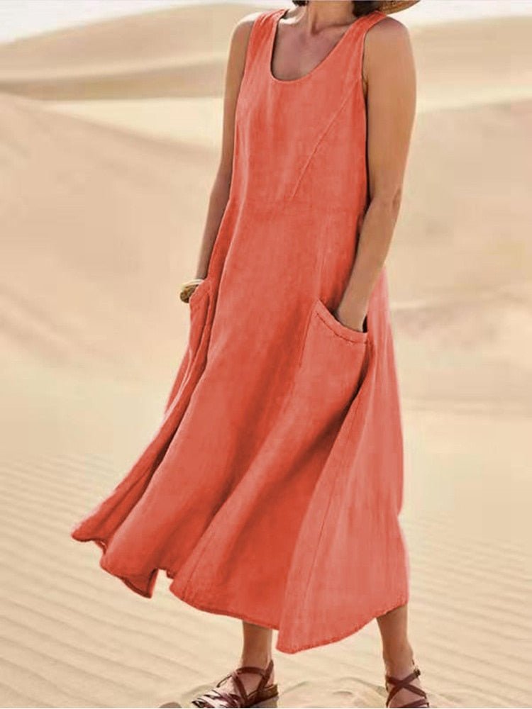 Beautifully Finished Dress in a Timeless Design