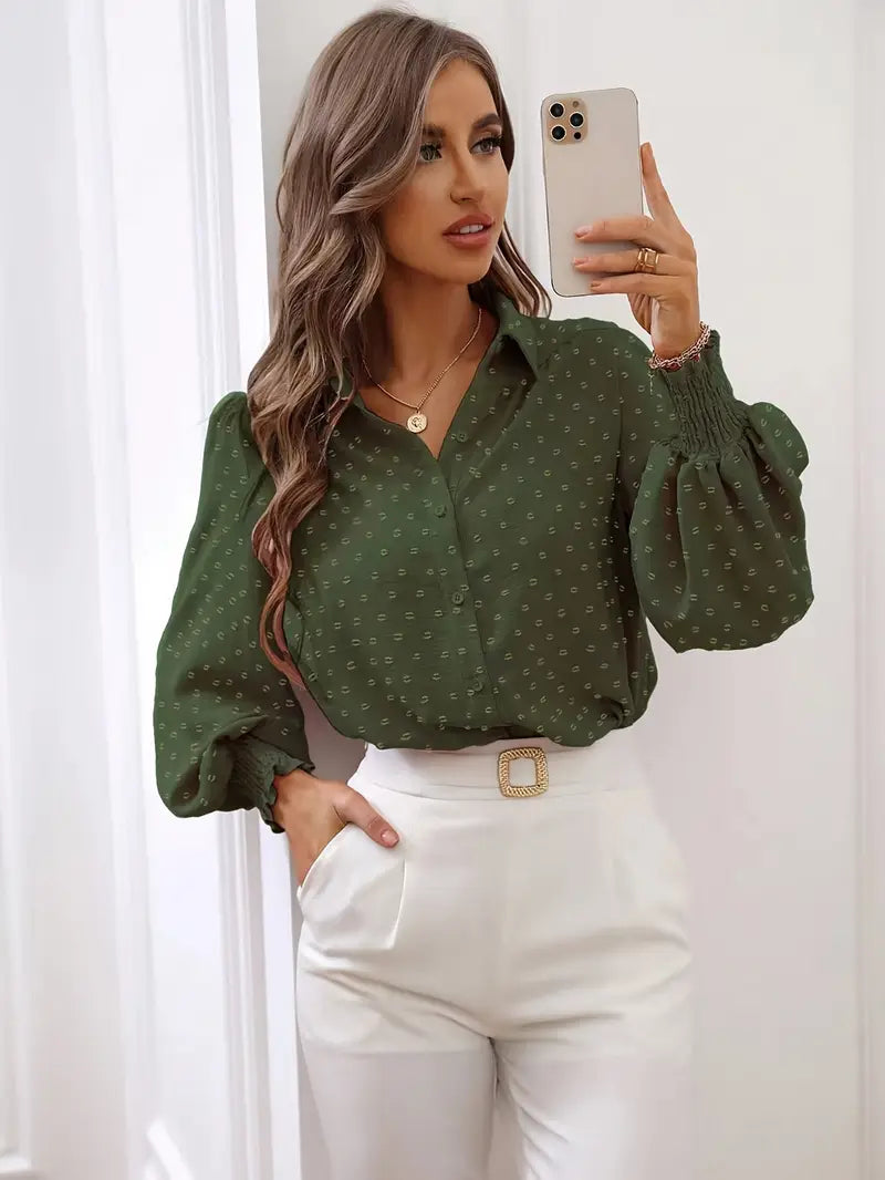 Classic Vintage & Enduringly Stylish Blouse