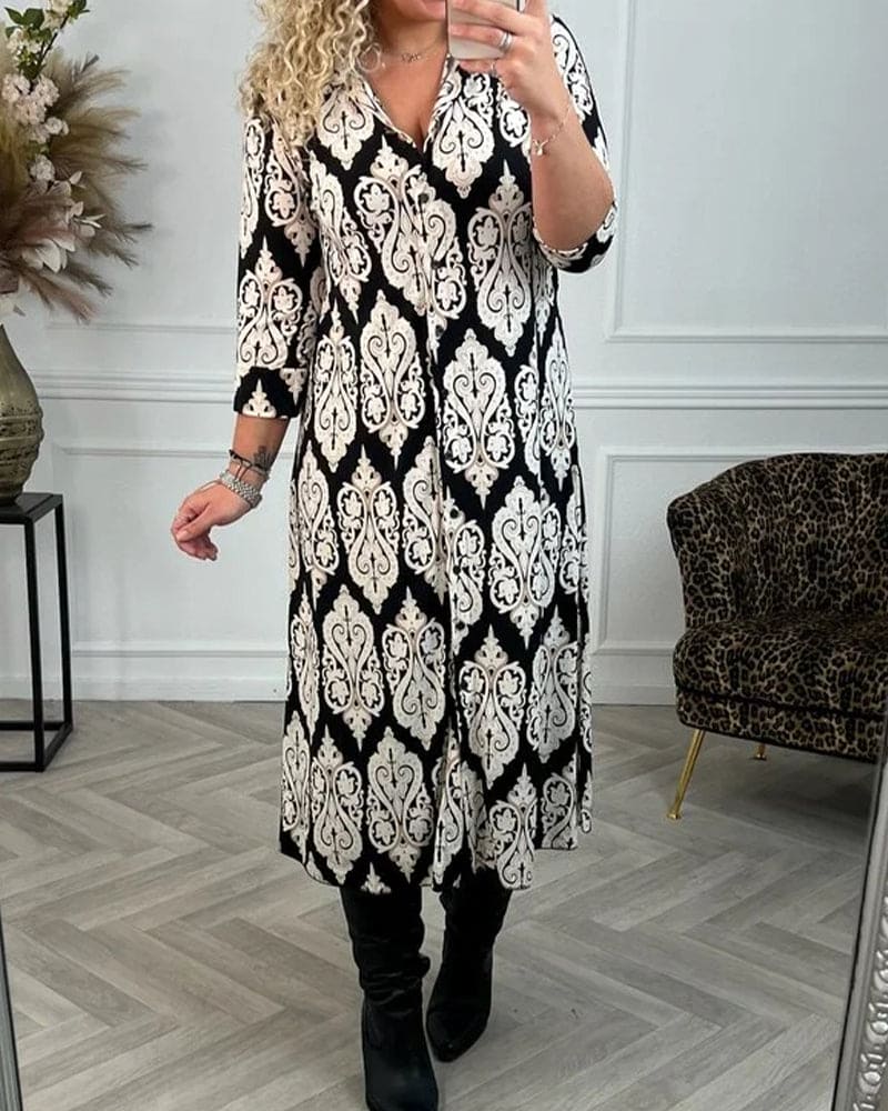 Effortlessly Elegant Dress with a Timeless Design