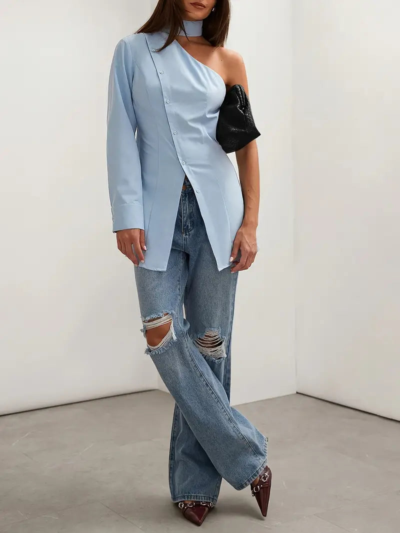 Beautifully Finished Blouse in a Timeless Design