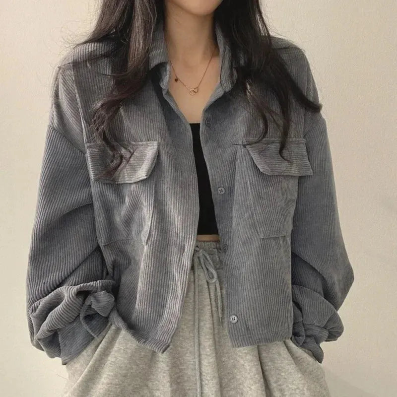 Well Tailored Shirt with a Graceful Silhouette