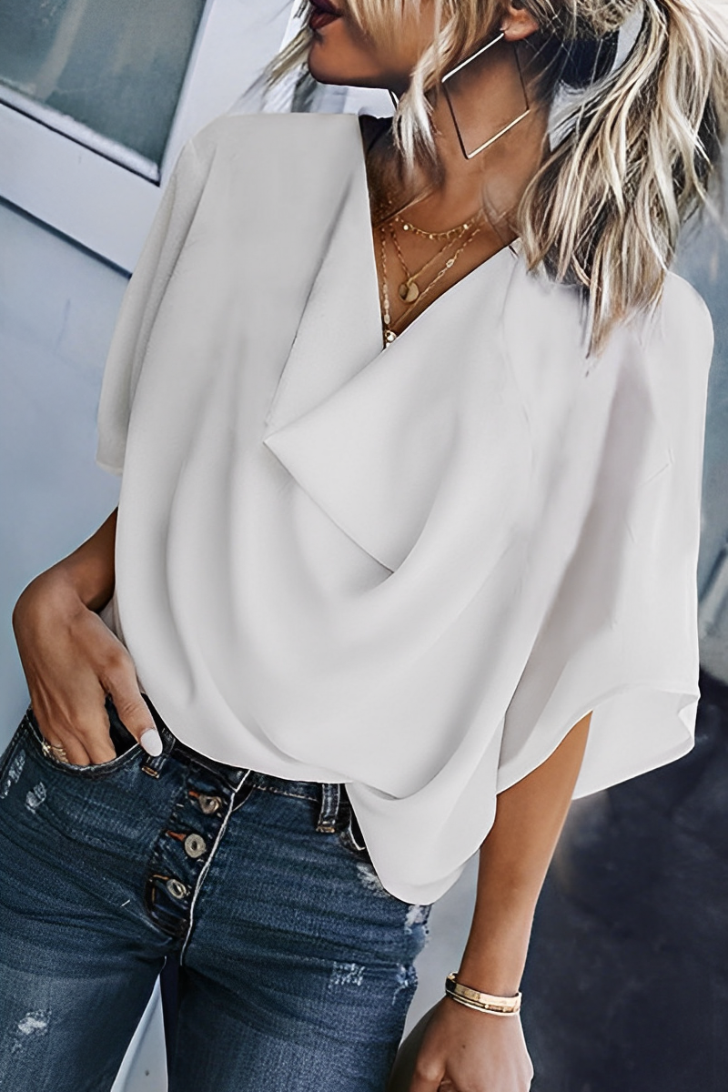Beautifully Crafted Blouse in a Classic Style