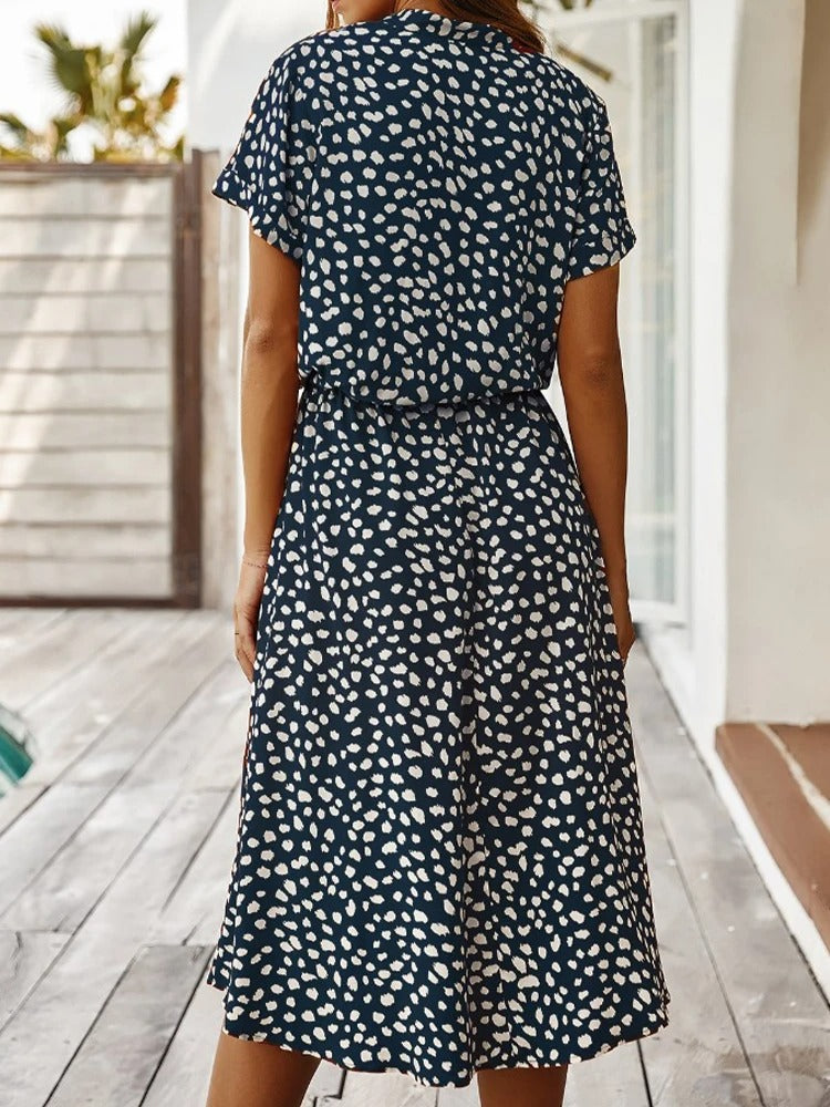 Polished Dress with an Effortless Classic Look