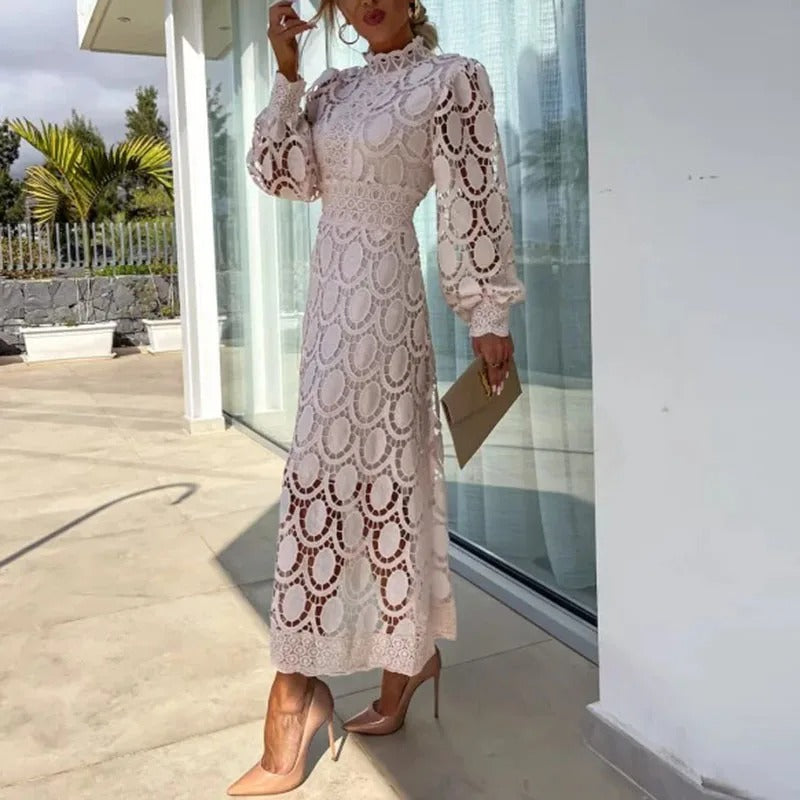 Sophisticated Dress with a Clean Classic Look