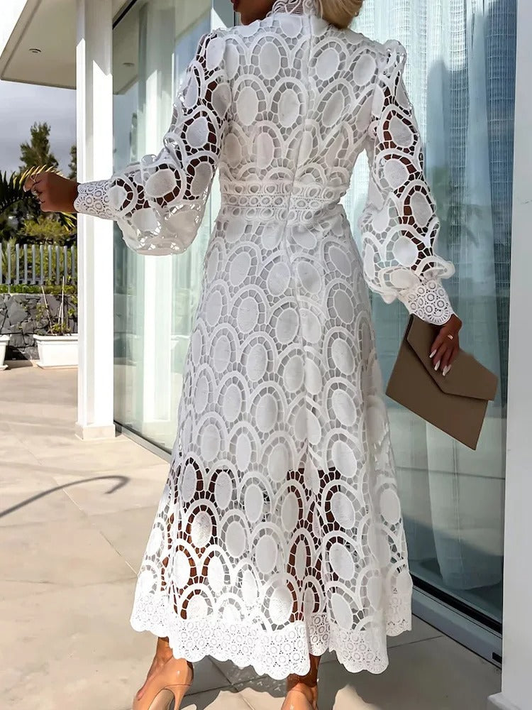 Sophisticated Dress with a Clean Classic Look