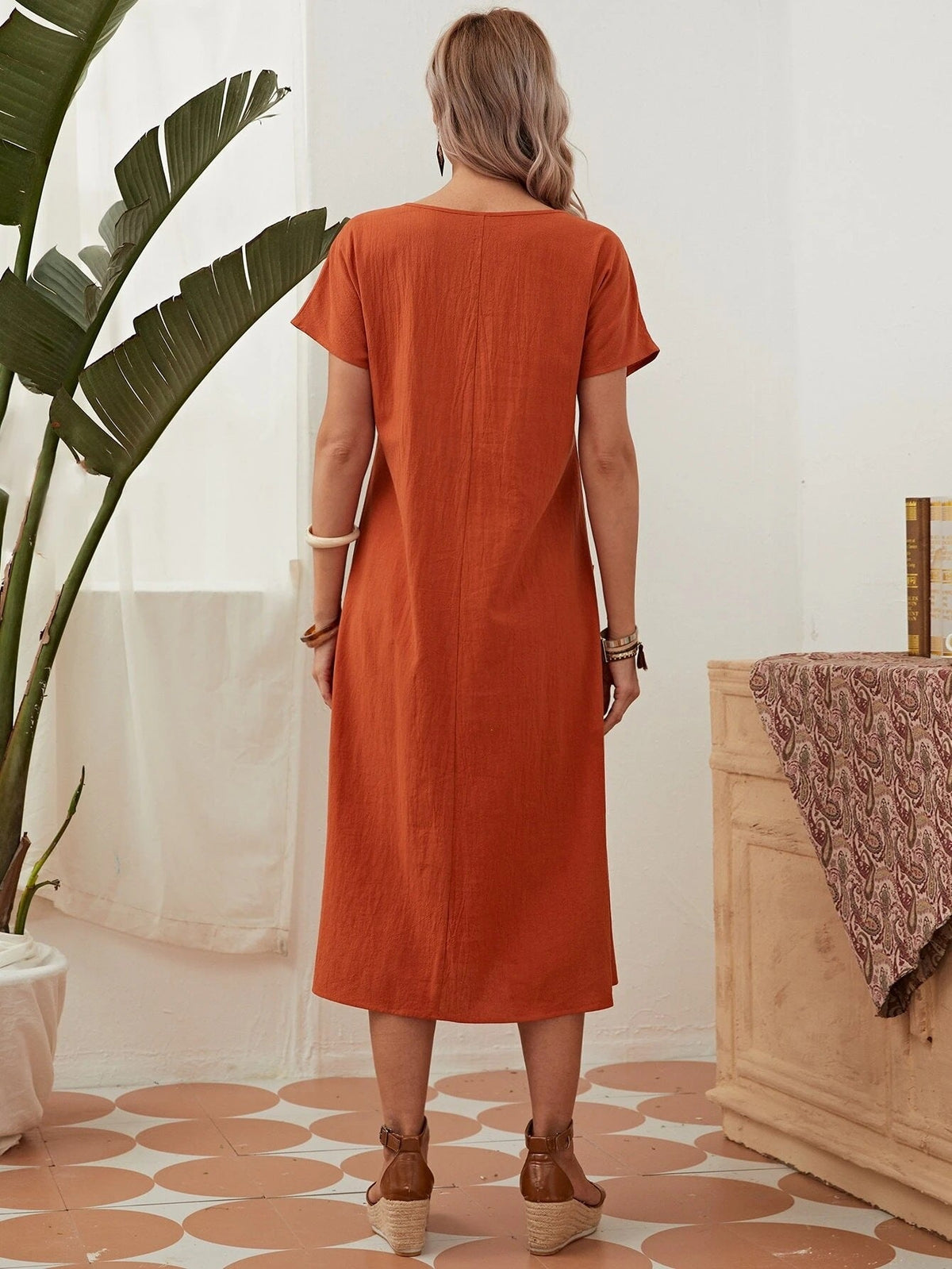 Classic Vintage & Enduringly Stylish Dress