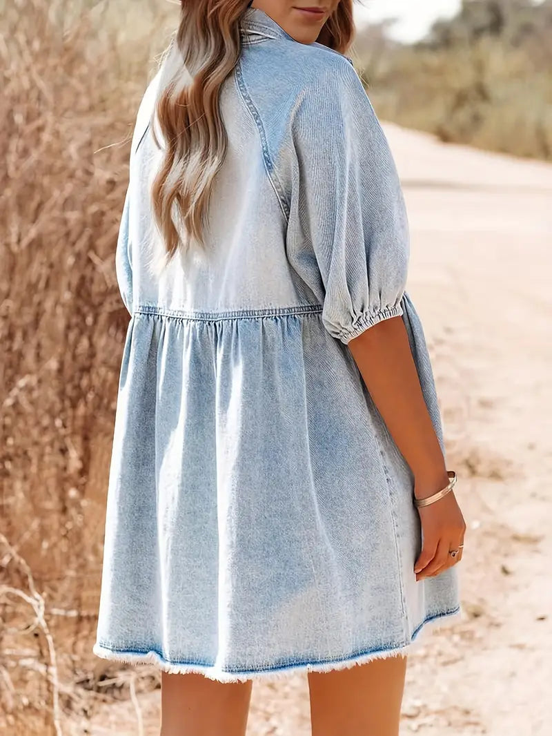 Classic Vintage Dress with a Flattering Fit