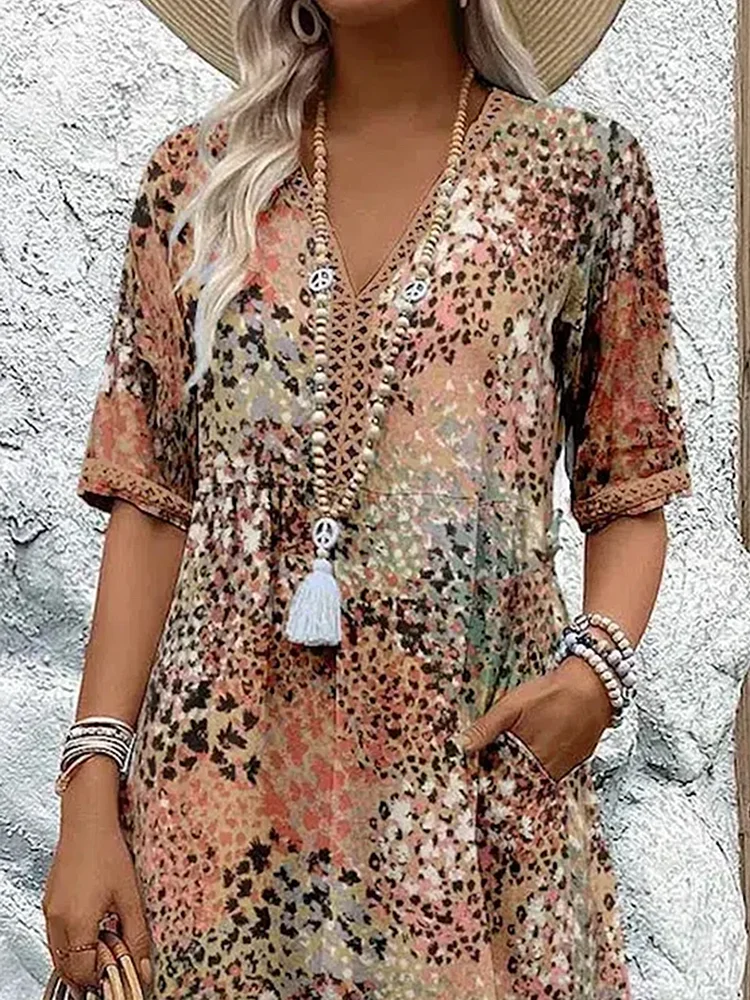 Effortlessly Elegant Dress with a Timeless Design