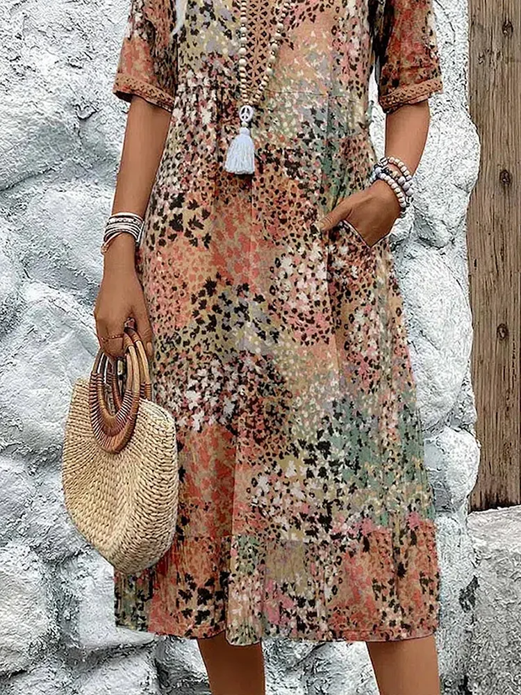 Effortlessly Elegant Dress with a Timeless Design