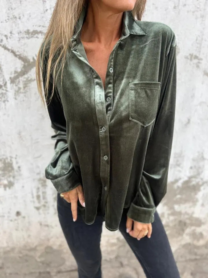 Effortlessly Elegant Shirt with a Timeless Design