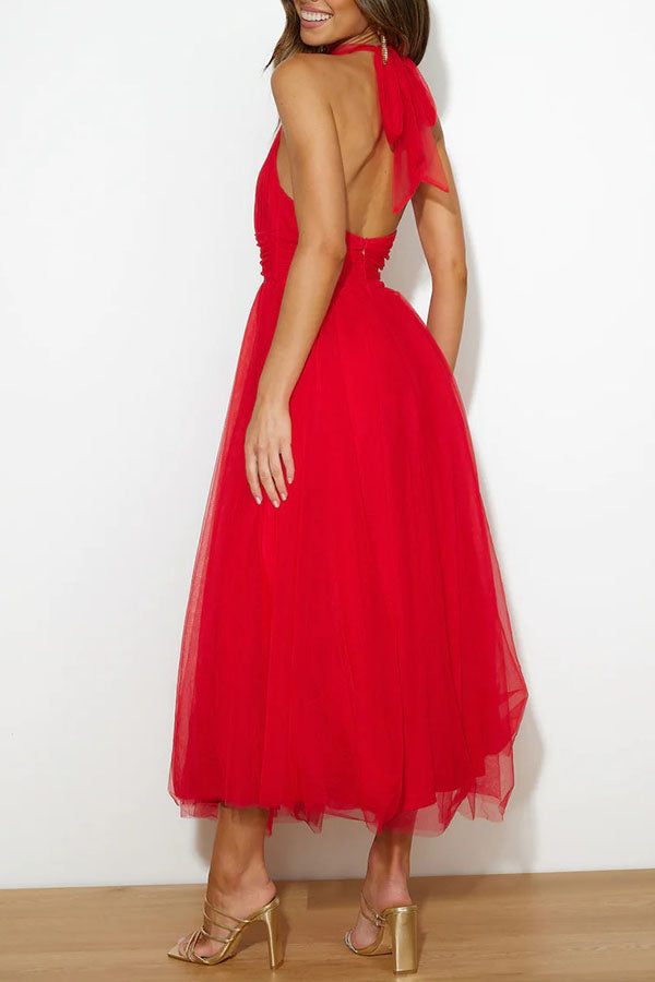 Effortlessly Elegant Dress with a Timeless Design