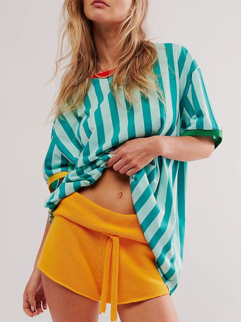 Effortlessly Elegant T-Shirt with a Timeless Design