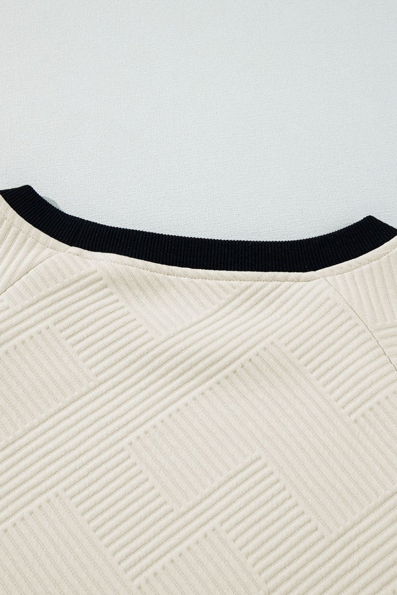Well Tailored Shirt with a Graceful Silhouette