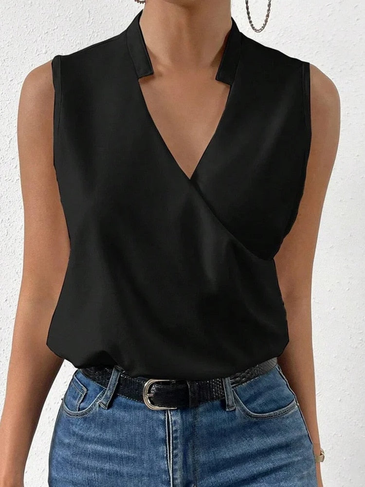 Classic Vintage Shirt with a Flattering Fit
